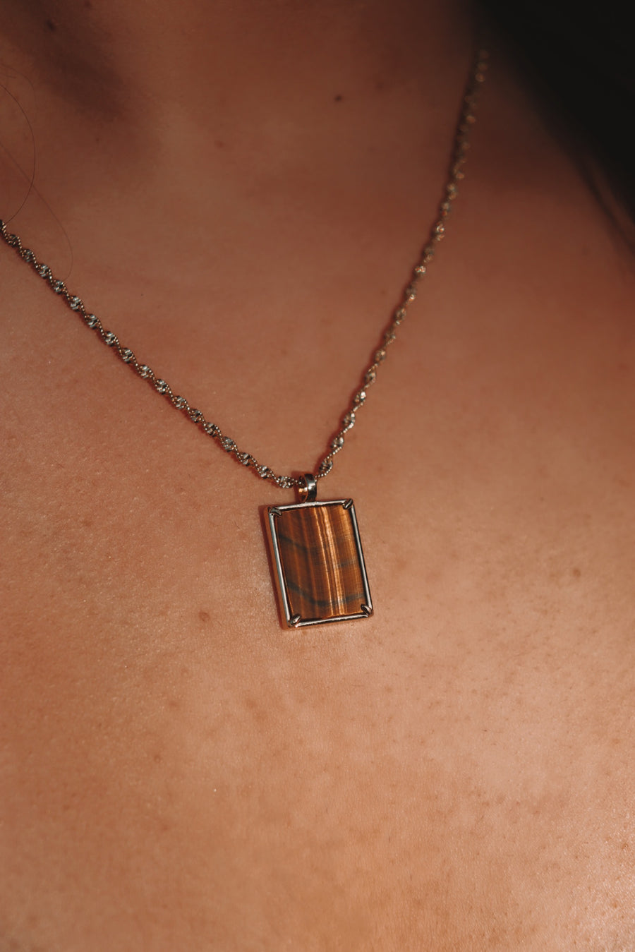 Sekhmet | tiger's eye window necklace