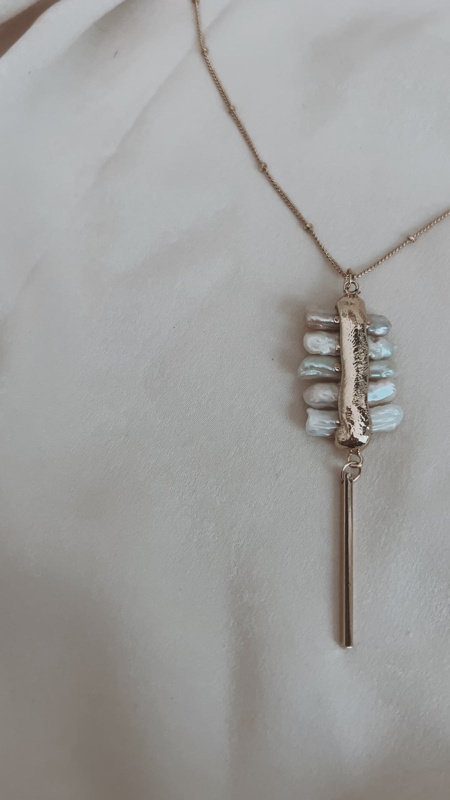 Coventina | Freshwater Pearl Lariat Necklace