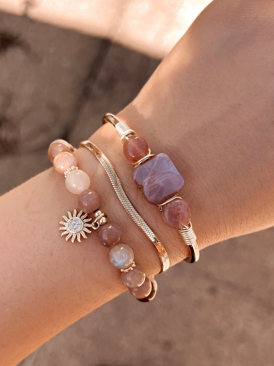 Soleil | peach moonstone mala bracelet